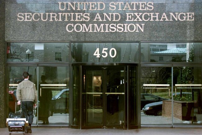 Problem SEC z Rekrutacją Ekspertów od Kryptowalut