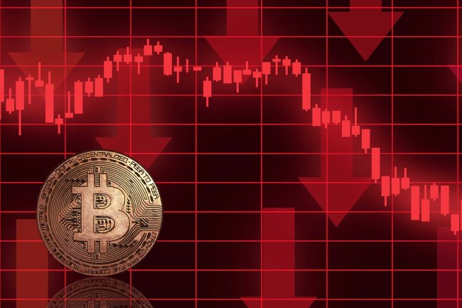 Bitcoin Poniżej 43 000 Dolarów - Powody i Perspektywy