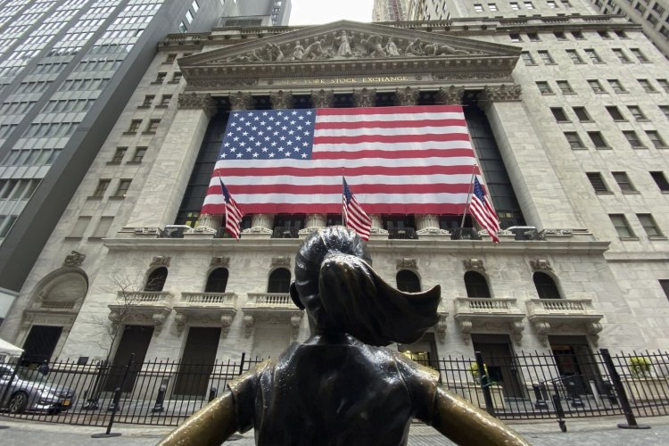 Wall Street Prognozuje Obniżki Stóp Procentowych
