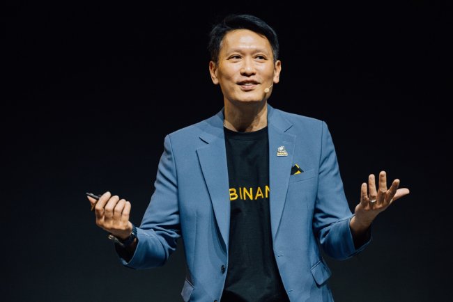 Bitcoin spada, Binance uspokaja