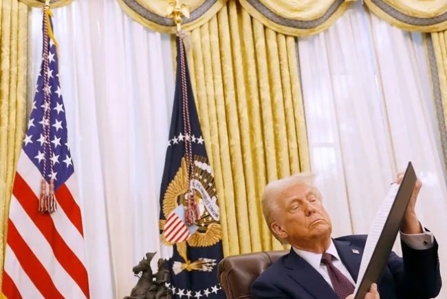 Bitcoin traci po planie Trumpa