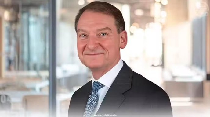 Paul Atkins zatwierdzony przez komisję