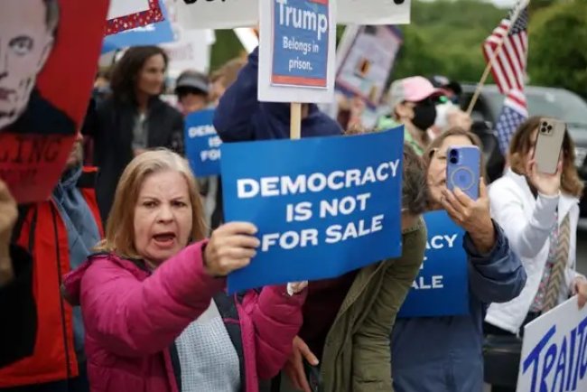 Kongres USA chce śledztwa ws. kolacji Trumpa