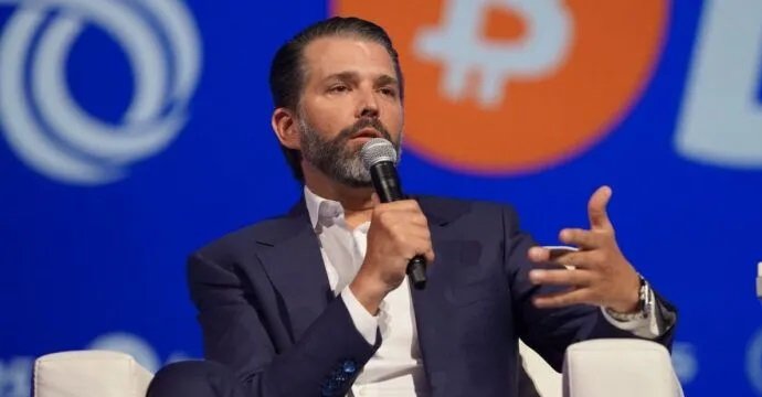 Donald Trump Jr. ogłasza  „Lecimy na księżyc”