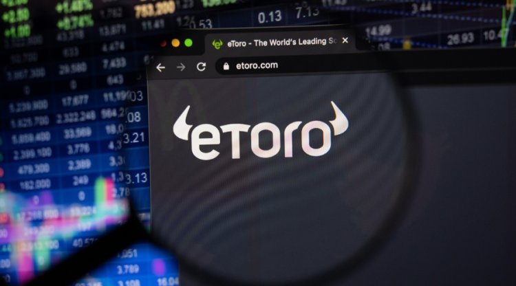 eToro: Wzrost przychodów, spadek akcji