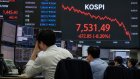 KOSPI traci ponad 8 proc. Seulu wstrzymał handel