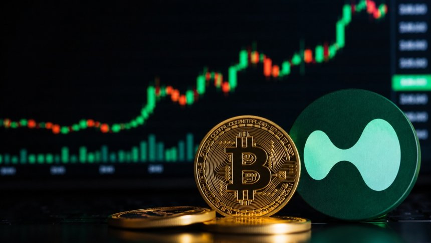 Traderzy na Hyperliquid agresywnie longują Bitcoina